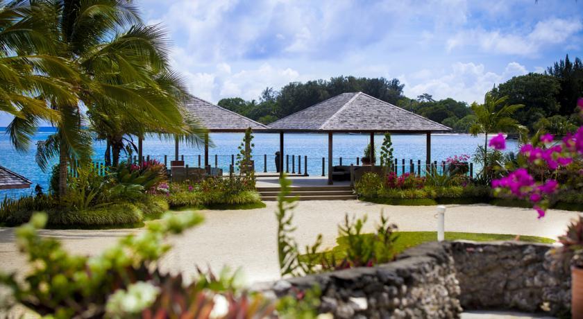The Warwick Fiji Hotel Korolevu  Exterior foto The beach at the resort